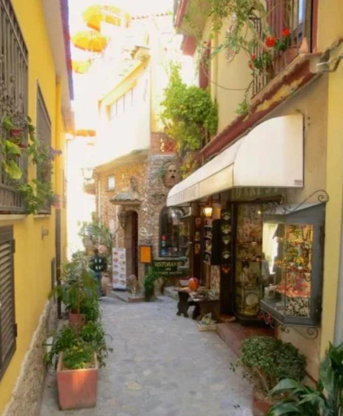 Romantica Casa A タオルミーナ エクステリア 写真